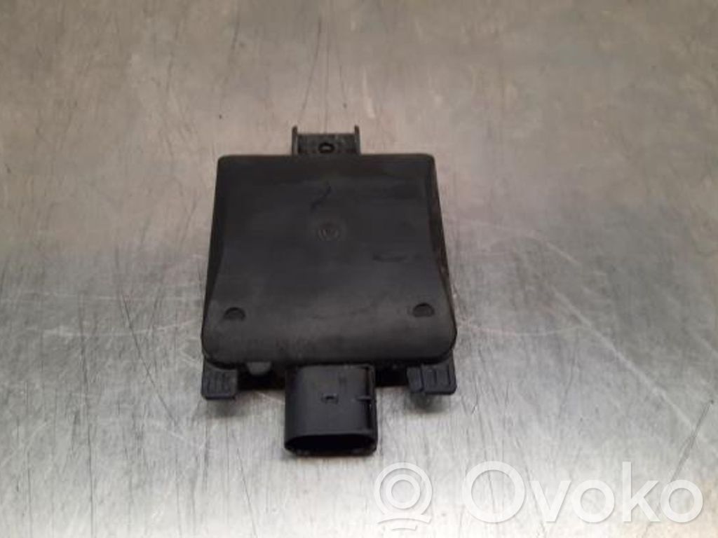 Sensor de radar Distronic   2Q0907686D,2Q0907686D