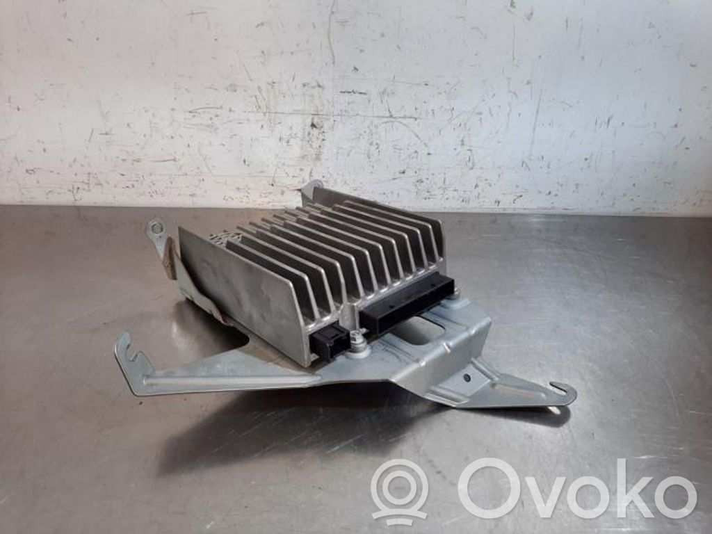 Mercedes-Benz E W212 Amplificator sunet 