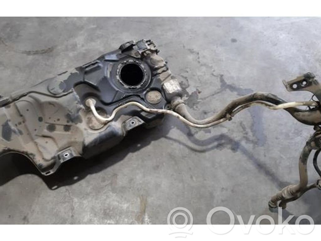 Volkswagen Golf VII Serbatoio del carburante
