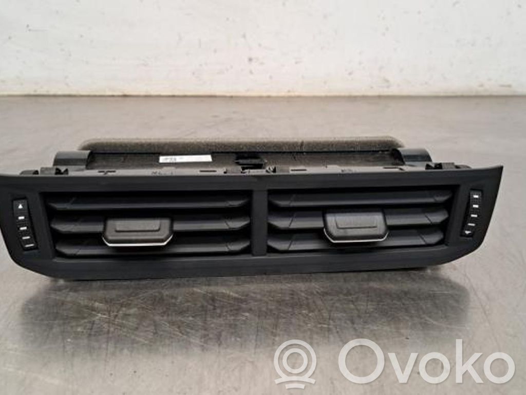 Volkswagen T-Cross Dysze / Kratki środkowego nawiewu deski rozdzielczej 