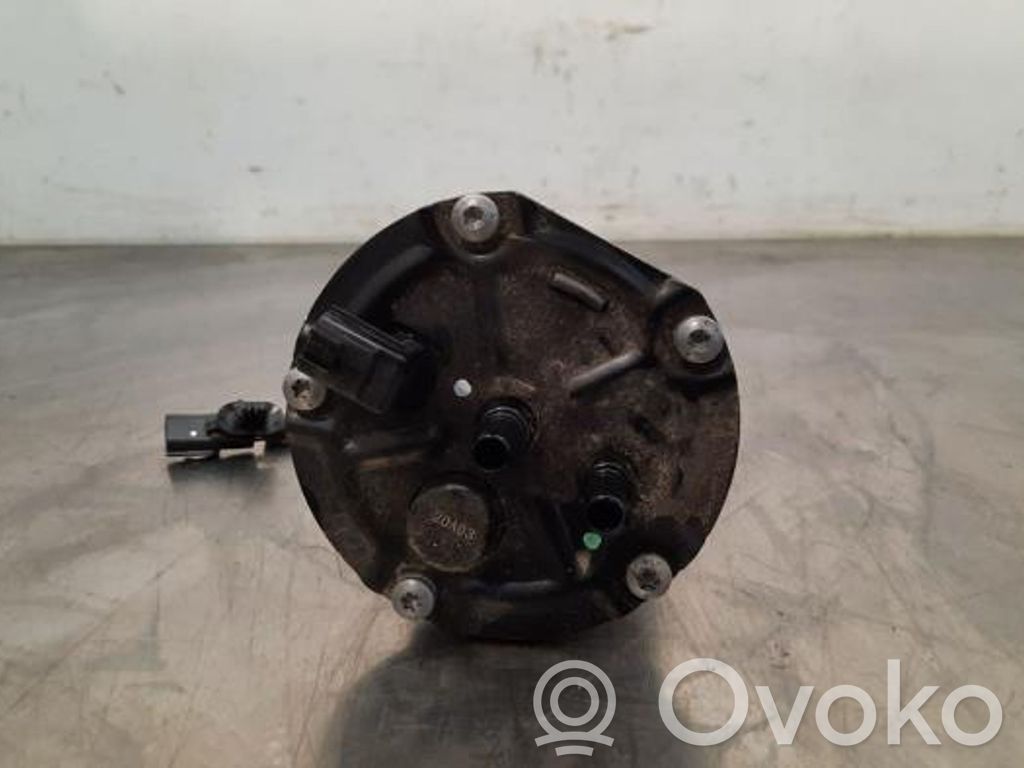 Mercedes-Benz Vito Viano W447 Filtru combustibil 