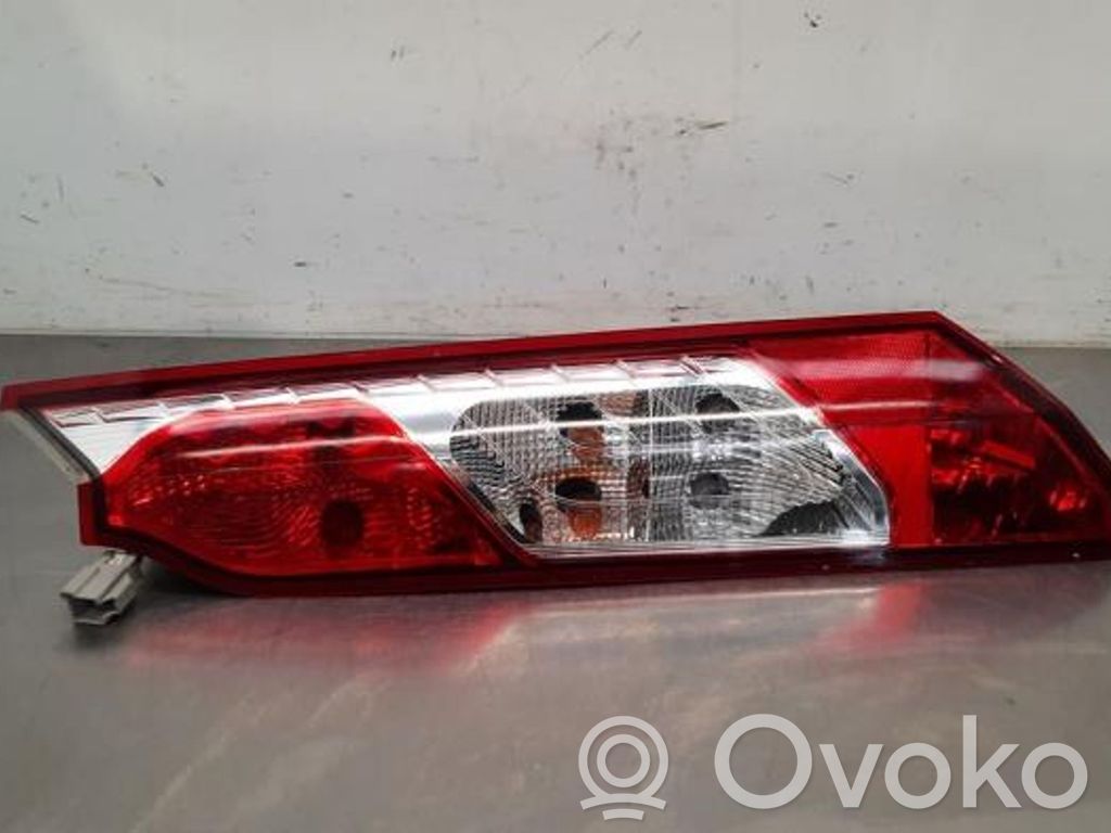Ford Transit -  Tourneo Connect Luci posteriori 