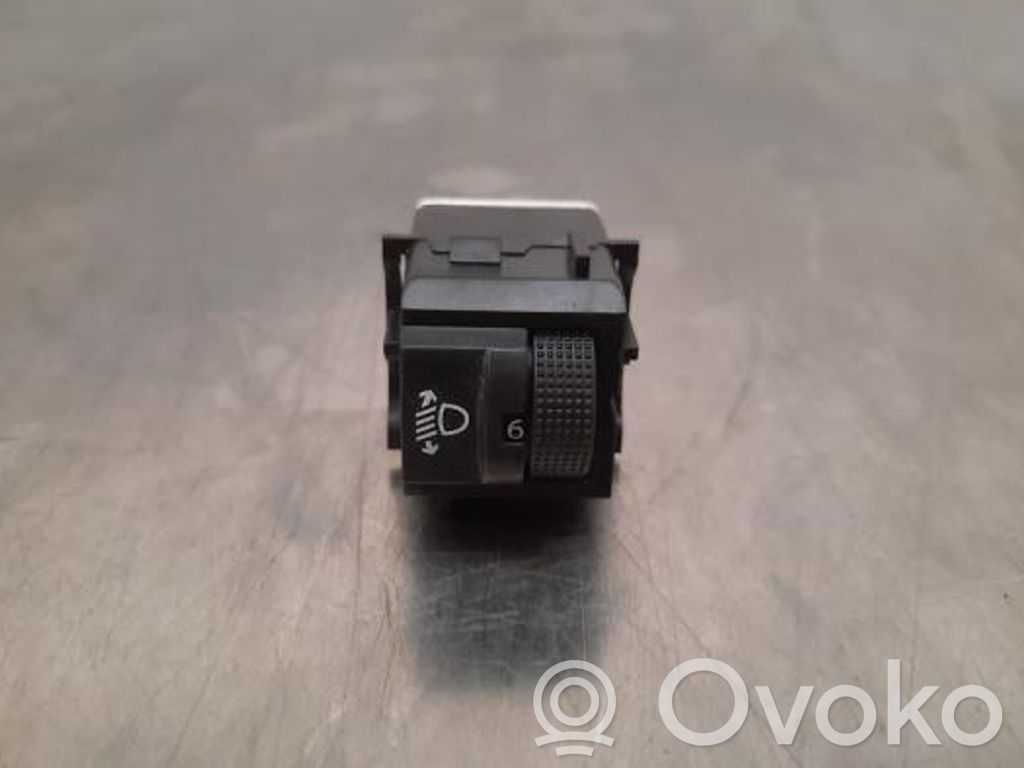 Citroen Jumpy Suspension ride height/mode switch 