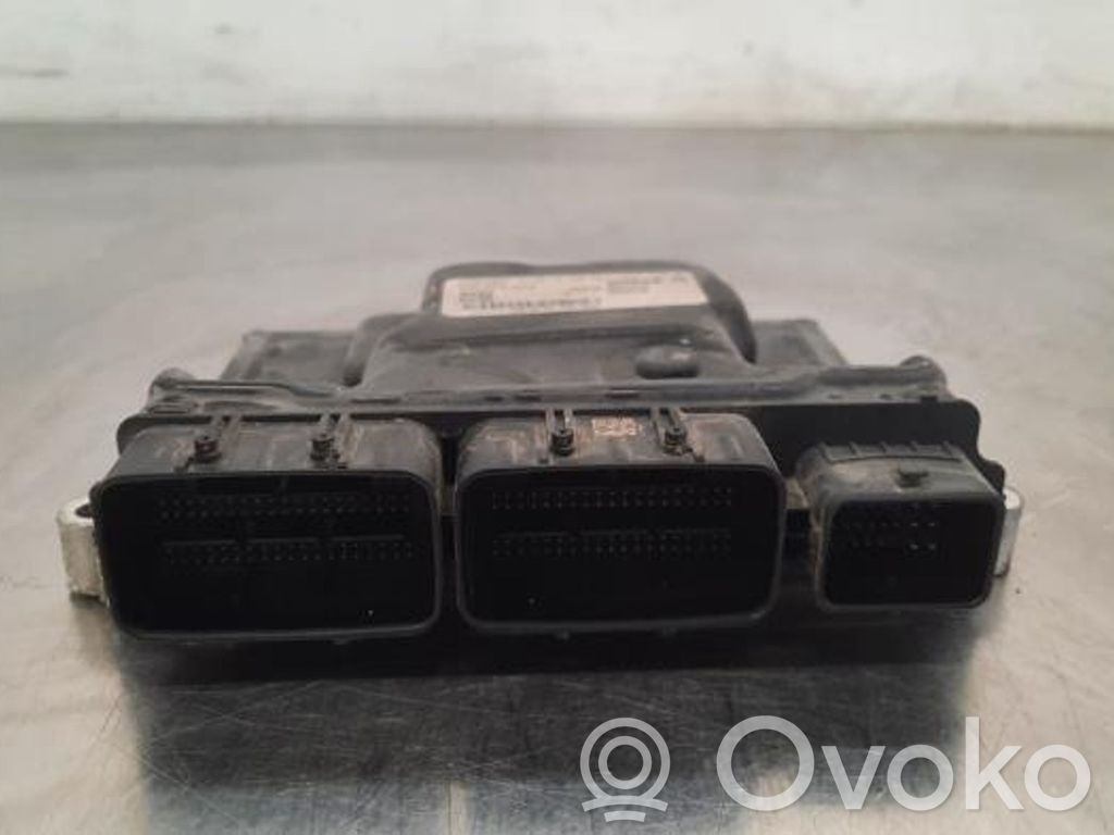 Renault Trafic III (X82) Engine control unit/module 