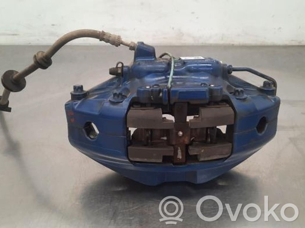 BMW 5 G30 G31 G38 Zacisk hamulcowy przedni 