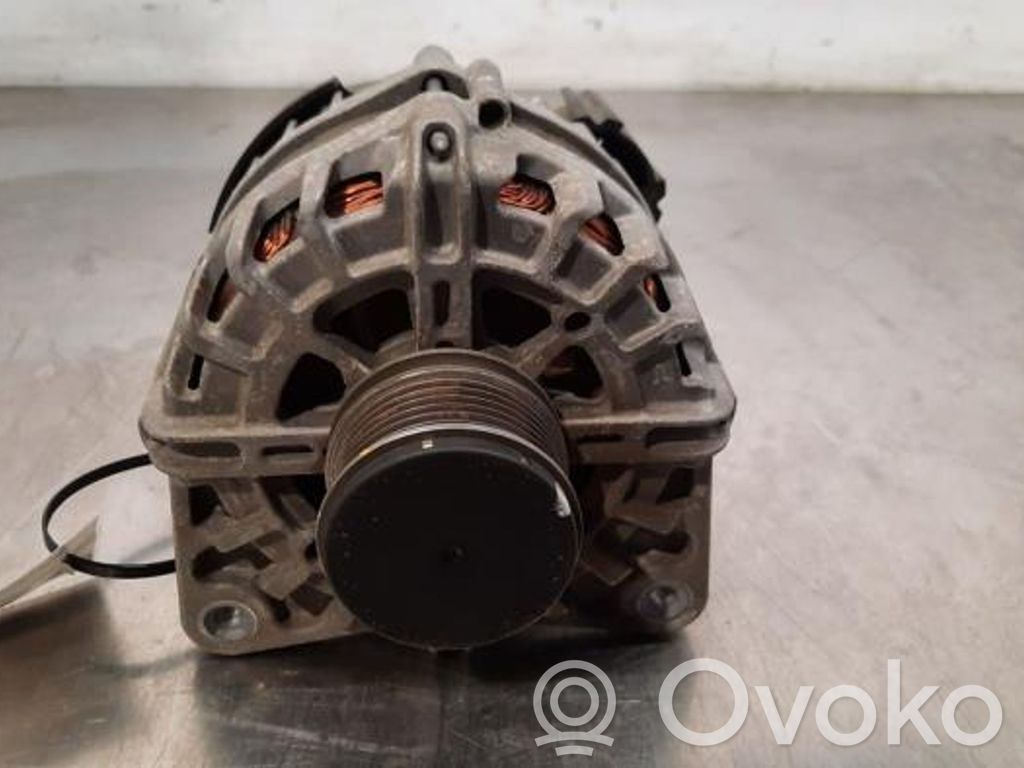 Dacia Sandero Generator/alternator 