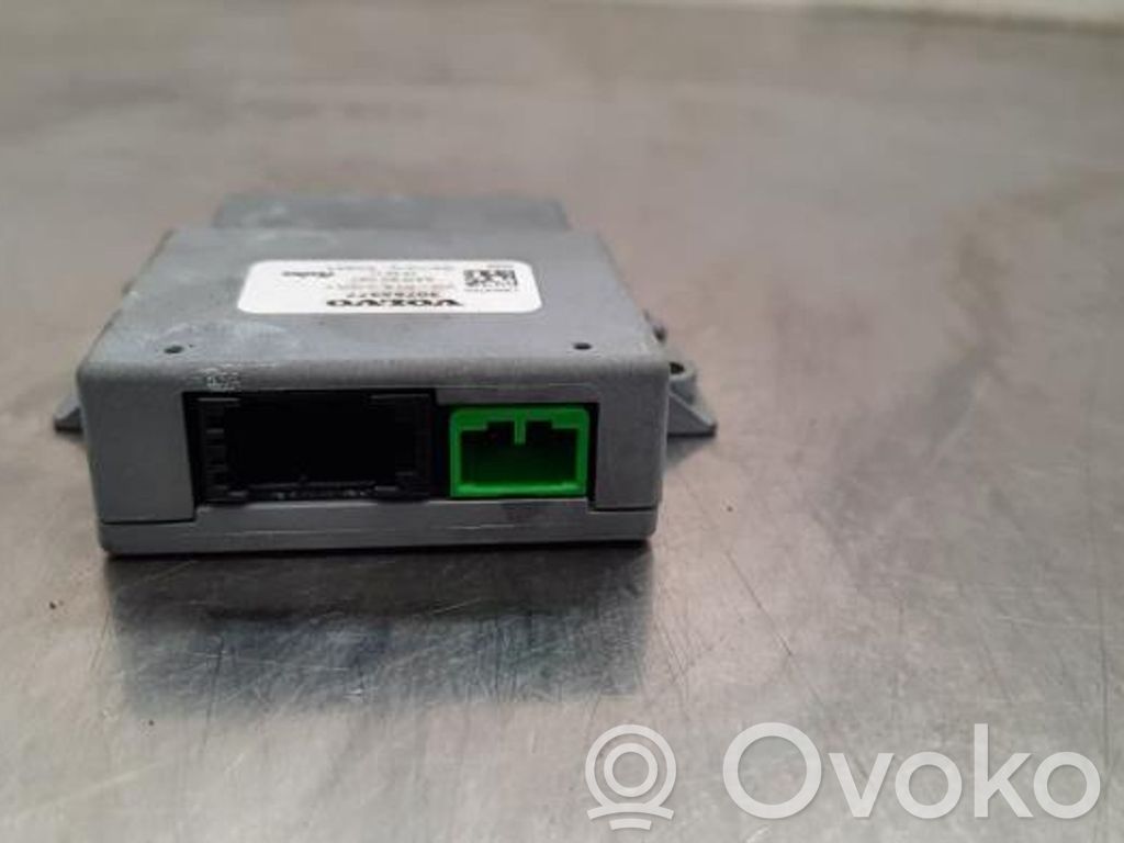 GPS navigation control unit/module   30752377,30752377