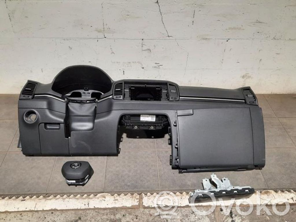 Skoda Karoq Juego de airbag con panel 