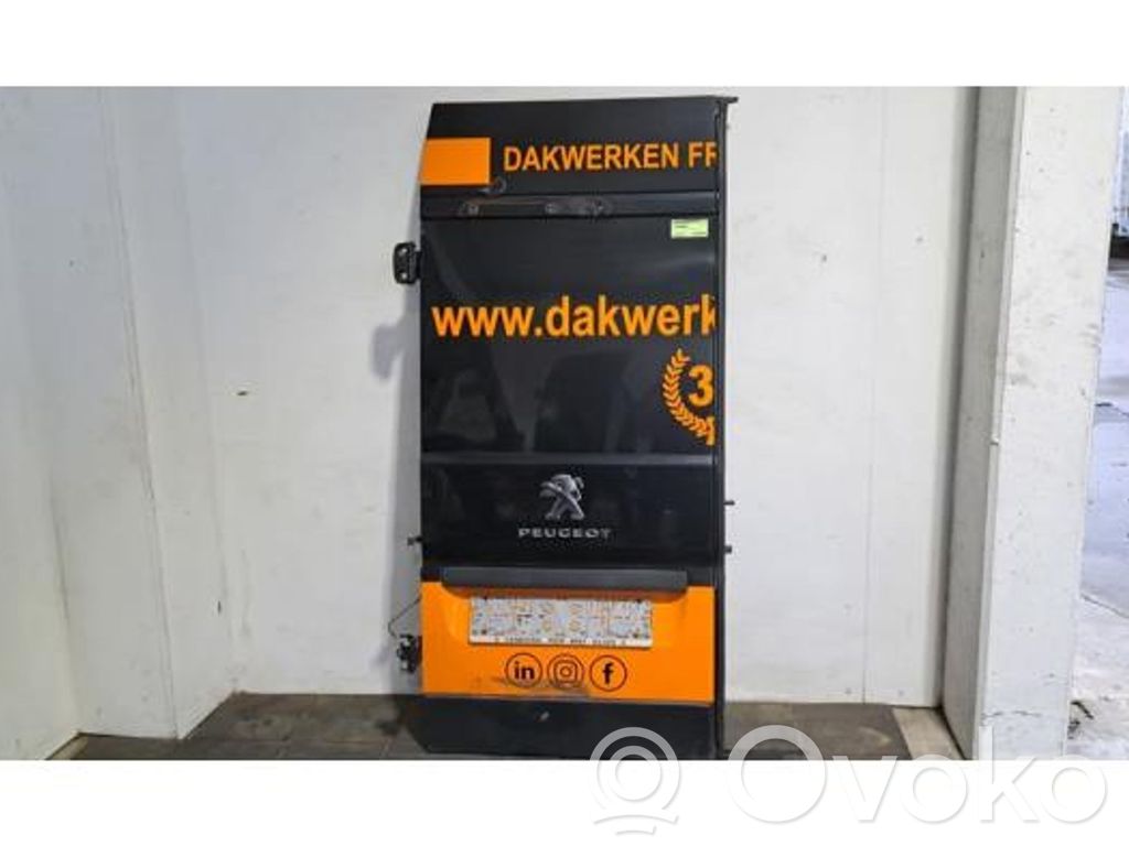 Durvis   8702F8,8702F8,1612597580,1617322980,53367590