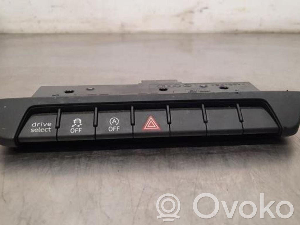Botón interruptor de luz de peligro   82A925301G,82A925301G