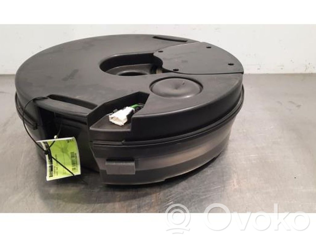 Audi Q5 SQ5 8R Subwoofer 