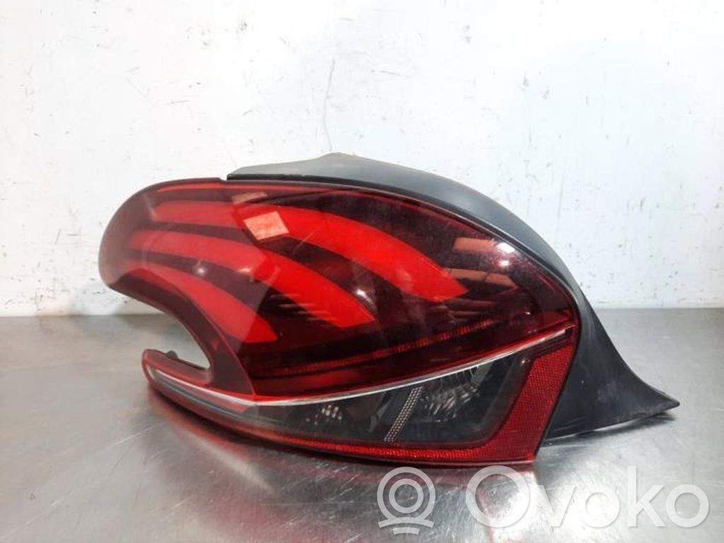 Peugeot 208 I Lampă spate în caroserie 