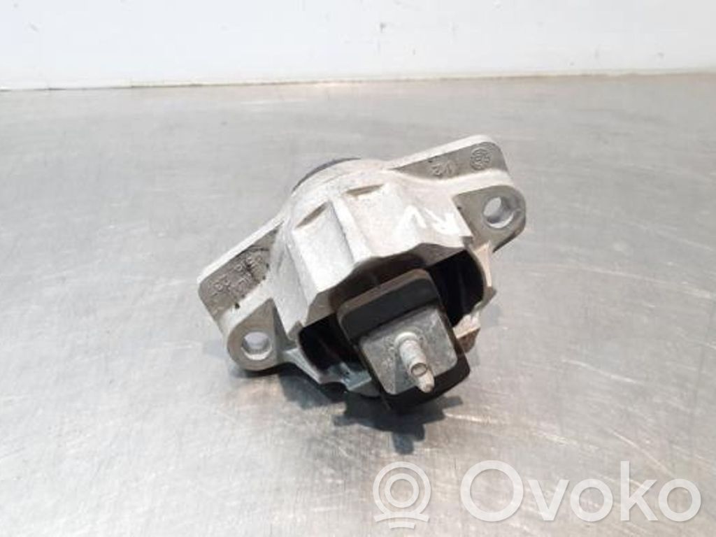 Jaguar F-Pace Engine mount bracket 