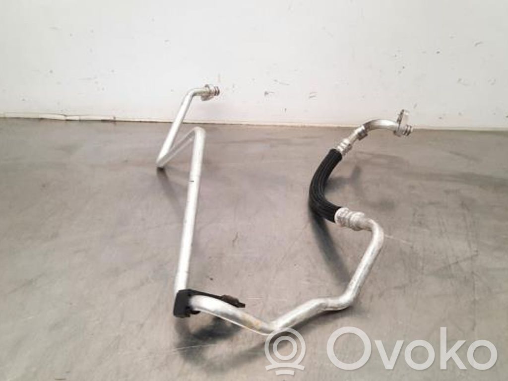 Opel Crossland X Ilmastointilaitteen putki (A/C) 