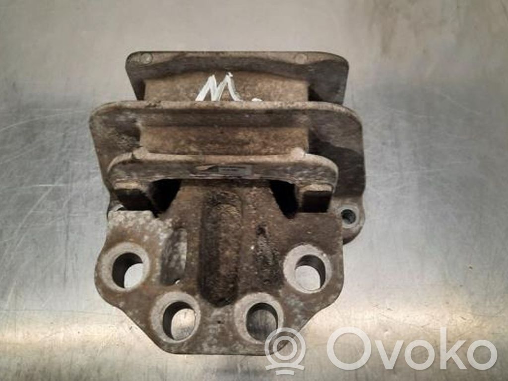 Ford Transit Custom Engine mount bracket 