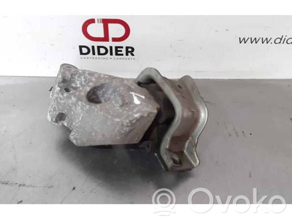 Peugeot Boxer Engine mount bracket 