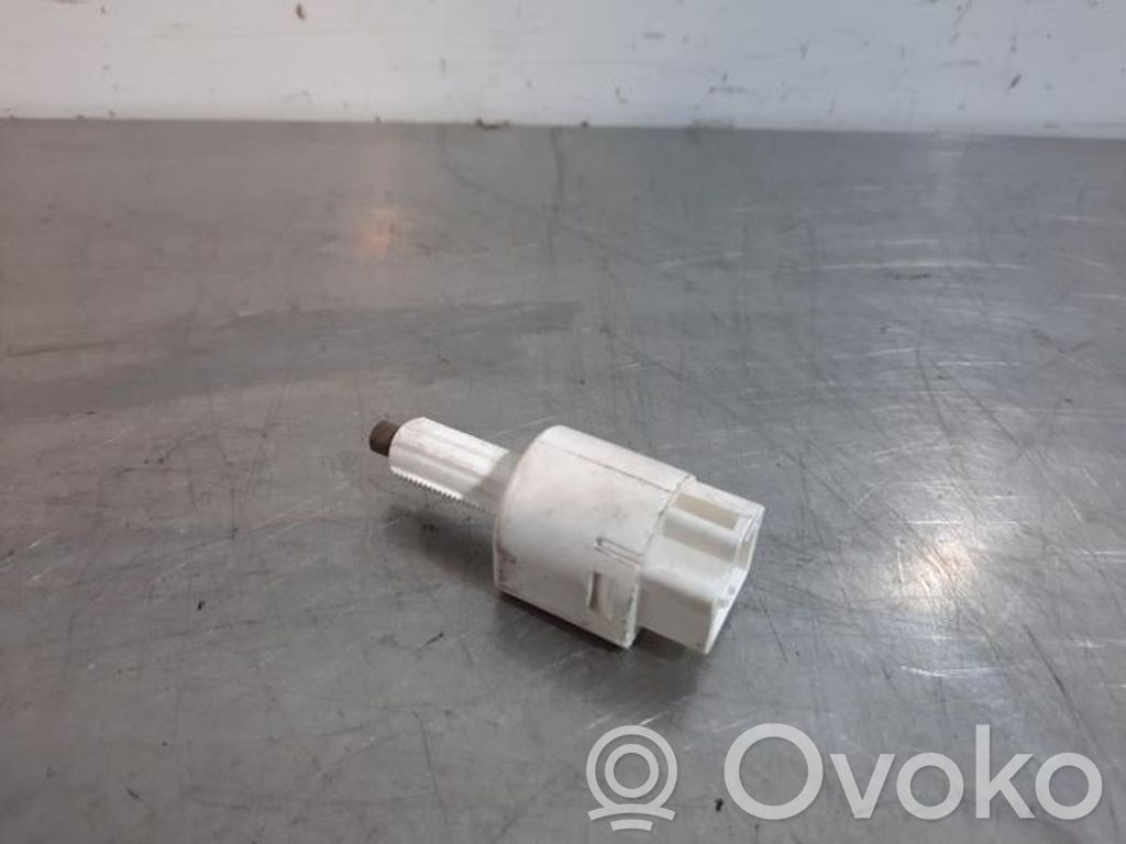Brake pedal sensor switch