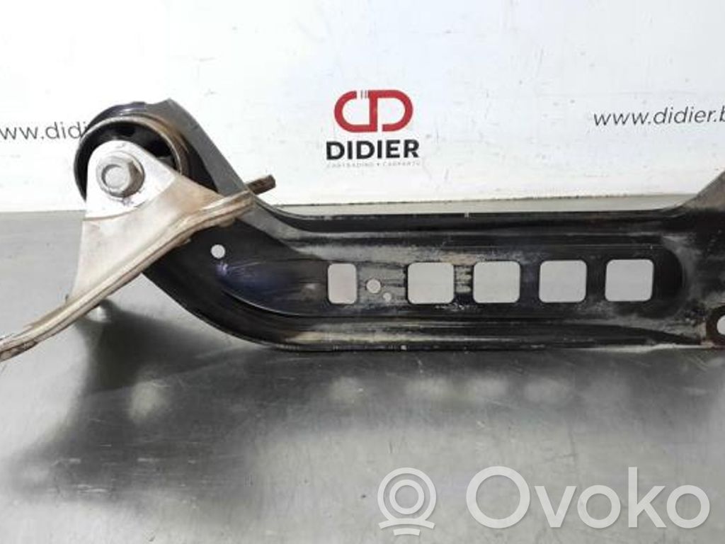 Opel Insignia B Wahacz tylny 