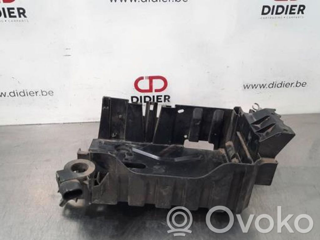 Opel Corsa E Battery box tray 
