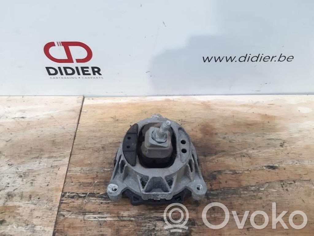 BMW 3 F30 F35 F31 Engine mount bracket 