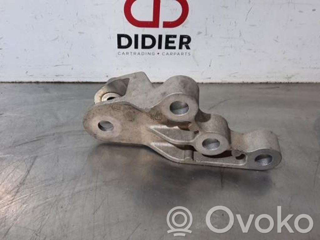 Fiat 500X Alte piese compartiment motor 