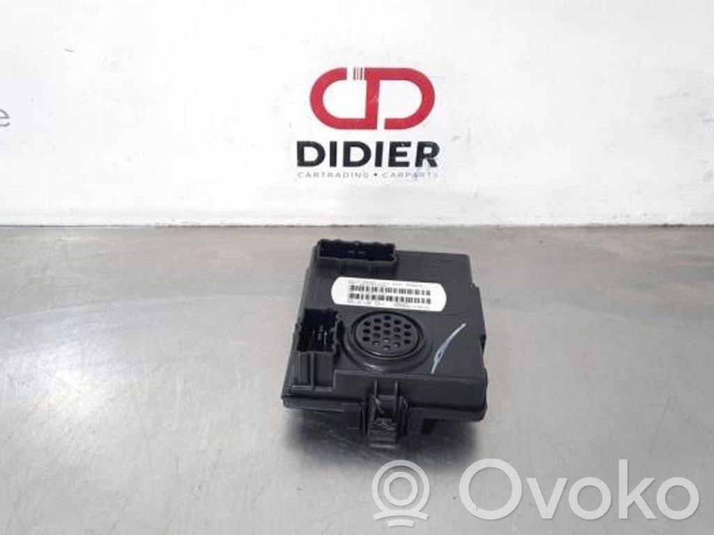 Tailgate/trunk control unit/module   68414949AA