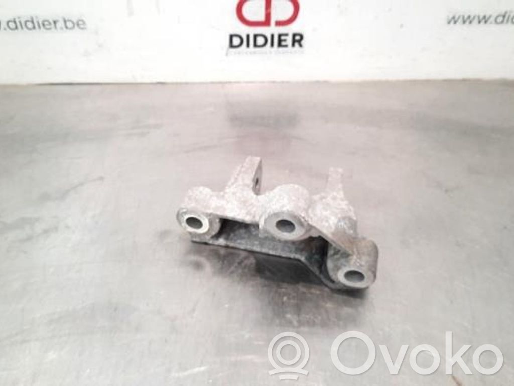 Wspornik / Mocowanie silnika   113323DD0B