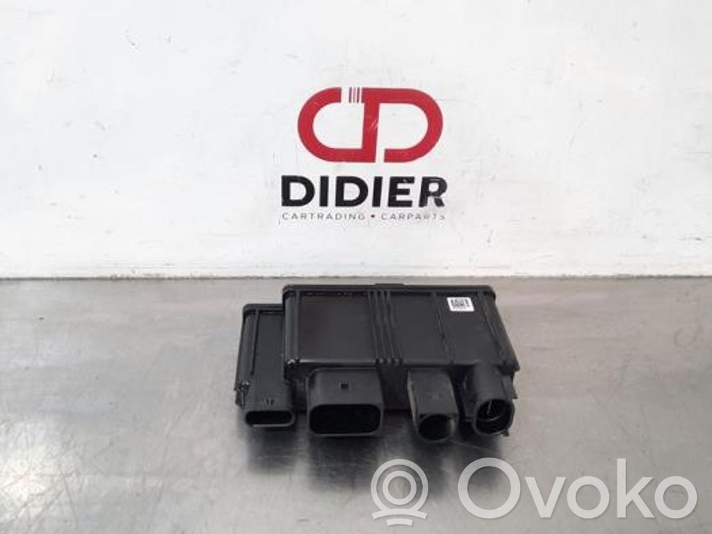 BMW 1 F20 F21 Moottorin ohjainlaite/moduuli 