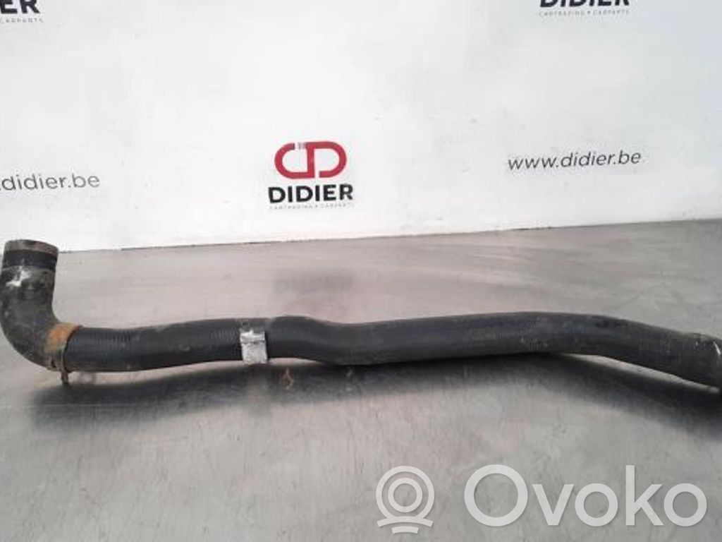 Engine coolant pipe/hose