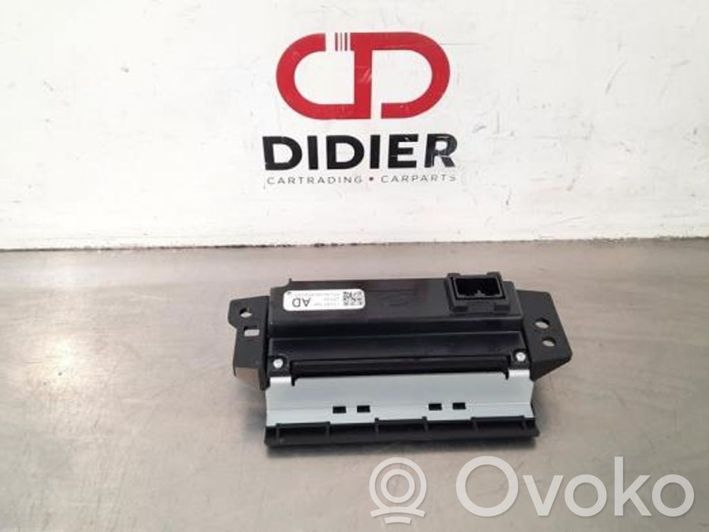 Land Rover Range Rover L405 Antenna control unit 
