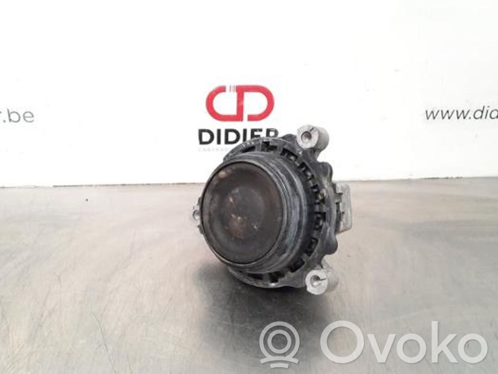 BMW 3 F30 F35 F31 Engine mount bracket 