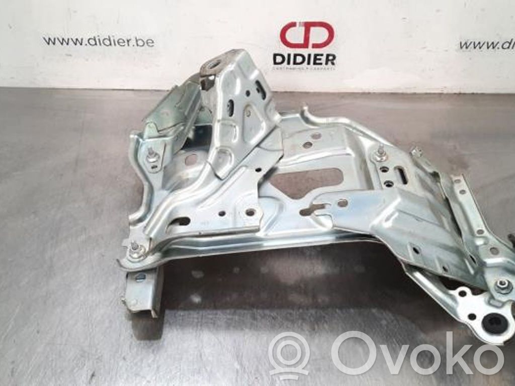 Toyota Yaris Alte piese compartiment motor