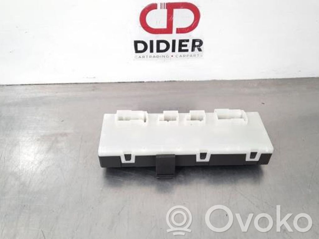 BMW 5 G30 G31 G38 Tailgate/trunk control unit/module 
