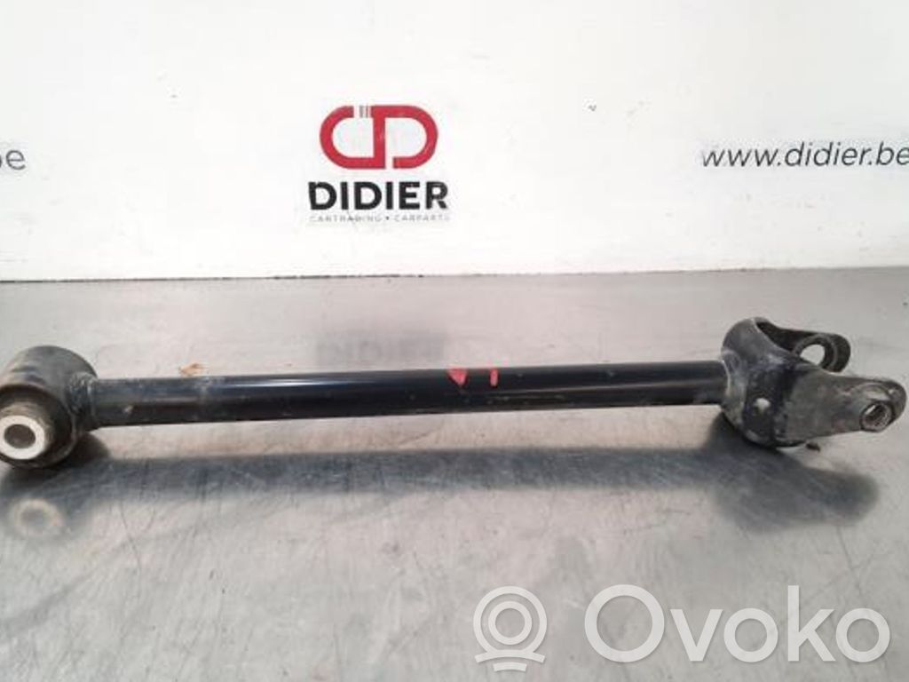 Brazo de suspensión trasero