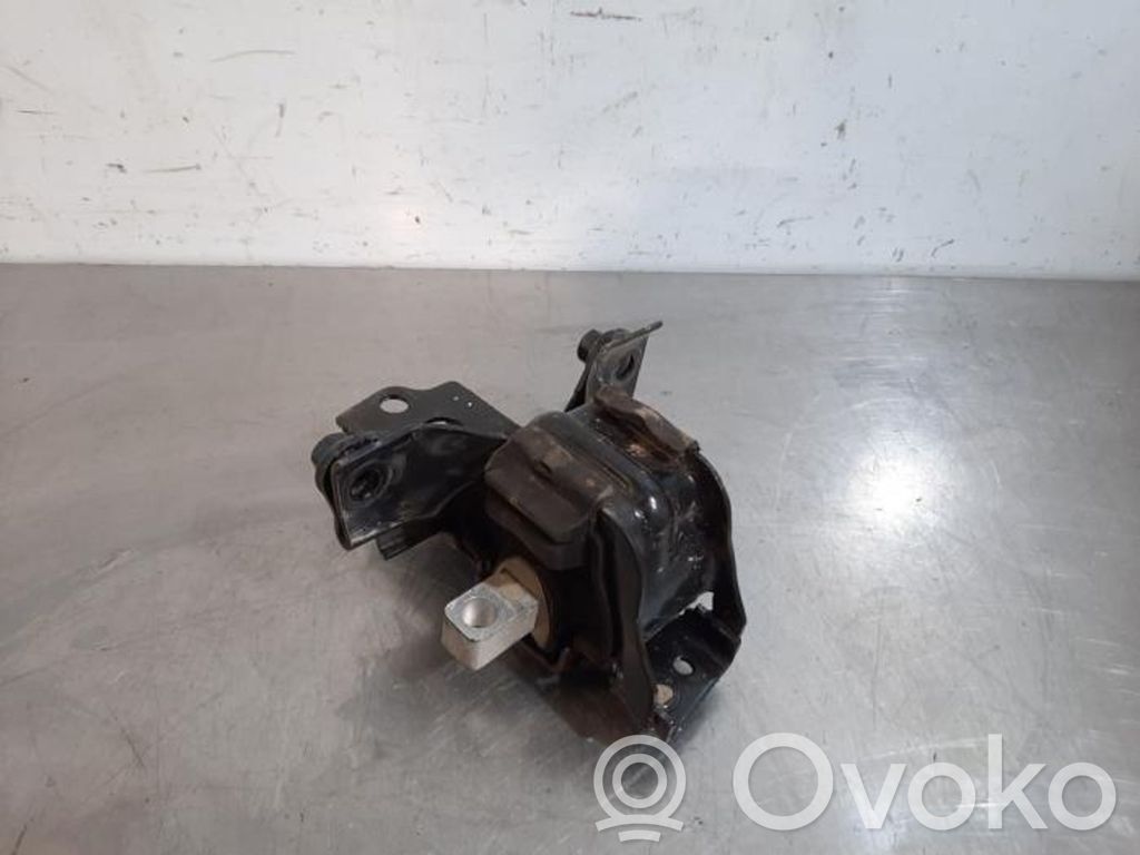 Skoda Fabia Mk3 (NJ) Suport tampon motor 