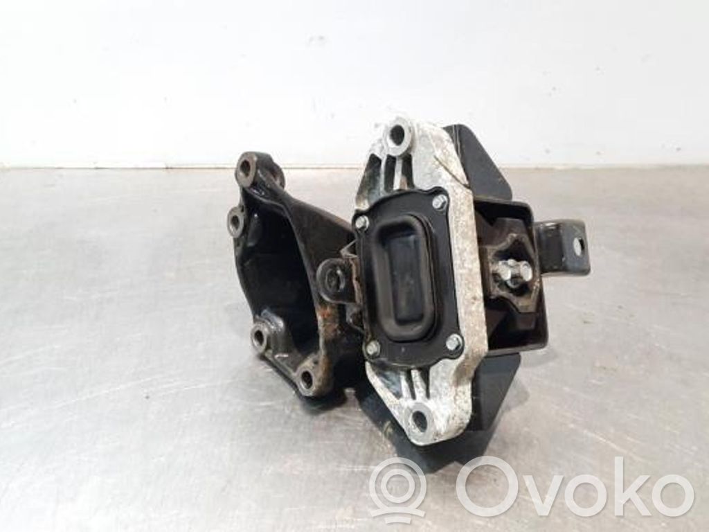 KIA Sportage Supporto di montaggio del motore