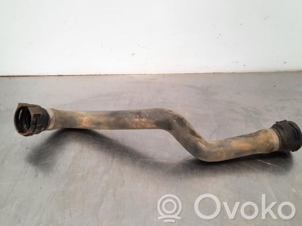 BMW 1 F20 F21 Tuyau de liquide de refroidissement moteur