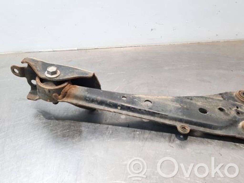 Brazo de suspensión trasero