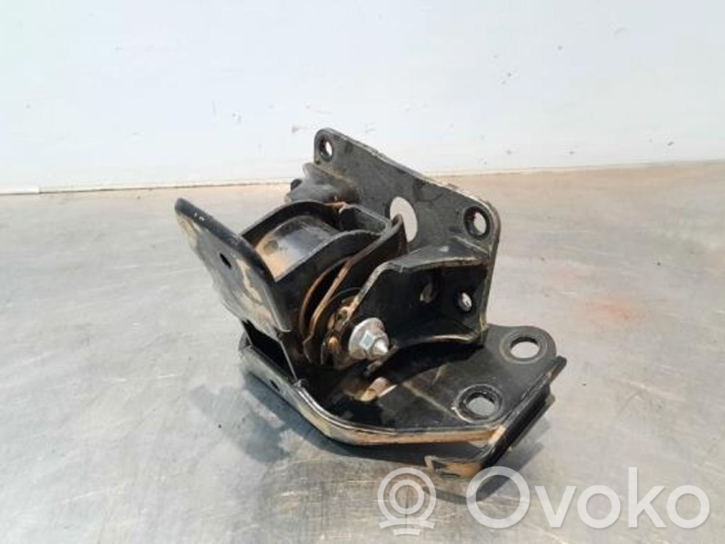 Lexus NX Engine mount bracket 