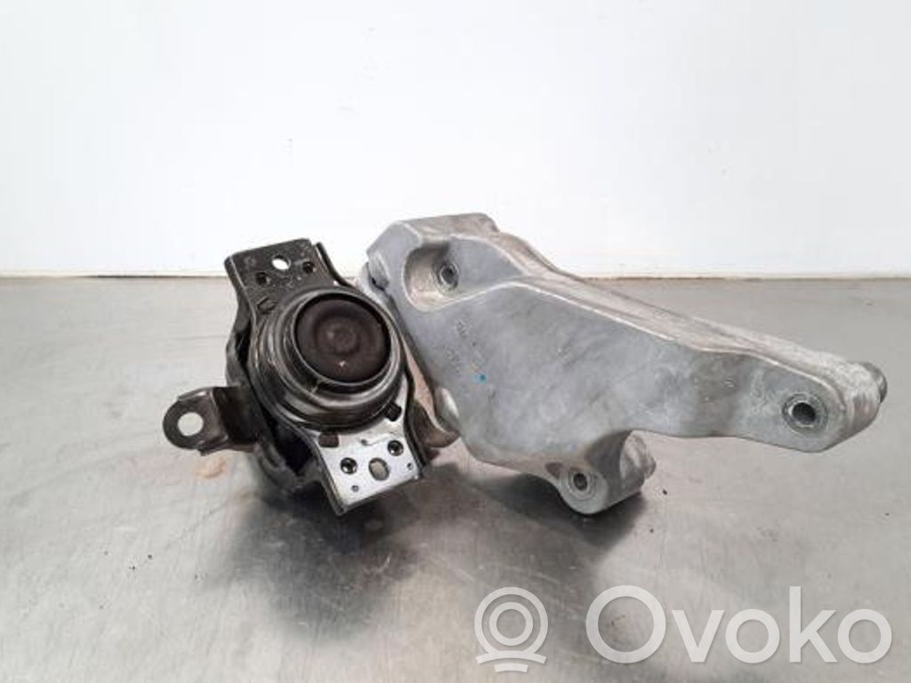Engine mount bracket   42441514,15112557,151442441514