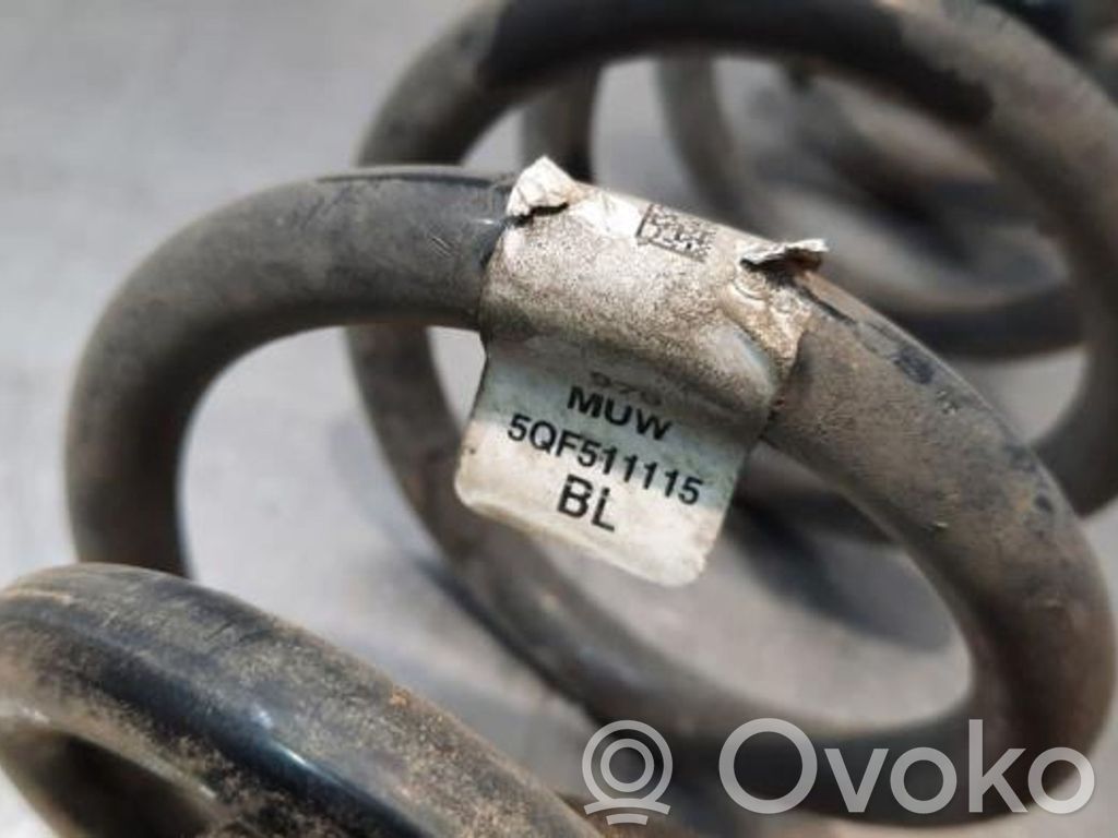 Volkswagen Tiguan Sprężyna tylna 