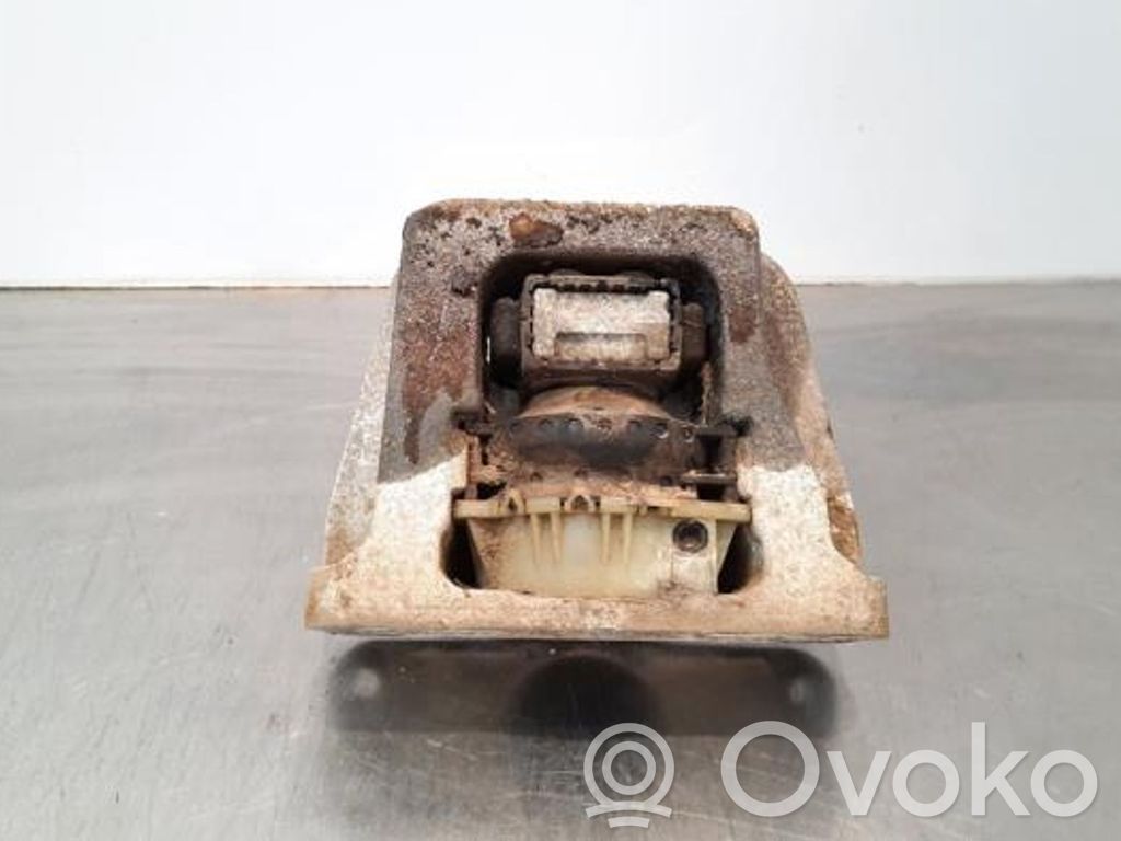 Ford Transit Engine mount bracket 