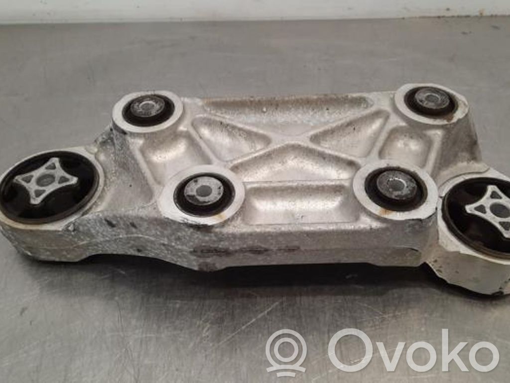 Tesla Model S Engine mount bracket 