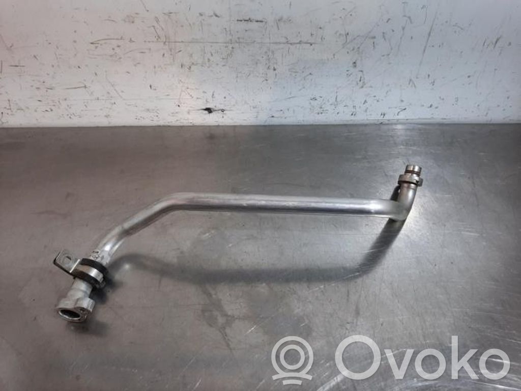 Ilmastointilaitteen putki (A/C)   924801845R,924801845R