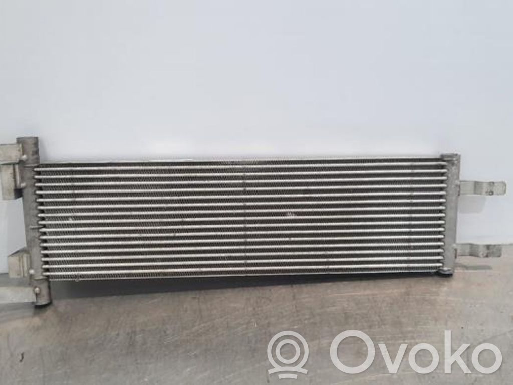 Alfa Romeo Stelvio Mocowanie / uchwyt filtra oleju