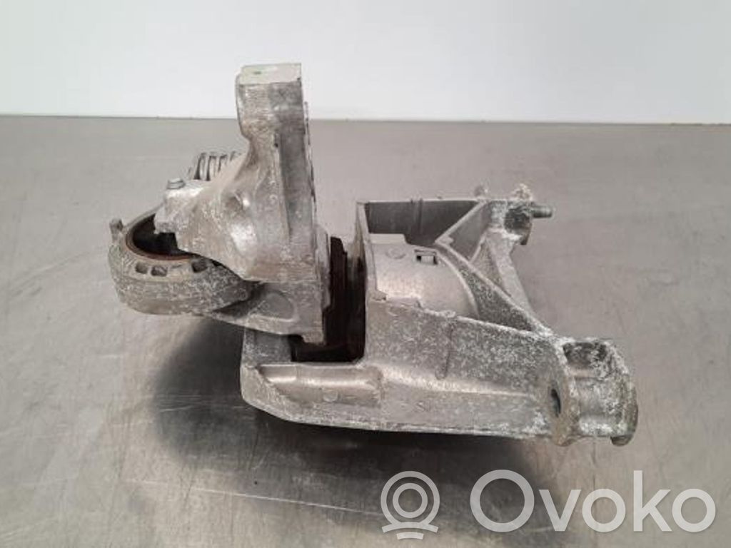 Opel Vivaro Suport tampon motor 