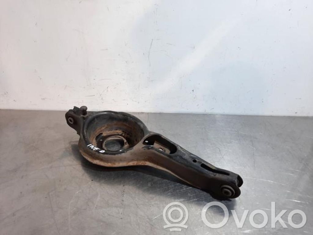 Volvo V40 Braț control spate 