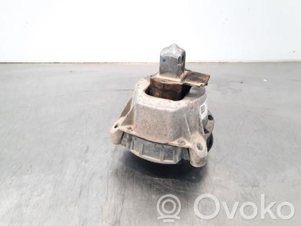 BMW 3 G20 G21 Engine mount bracket 