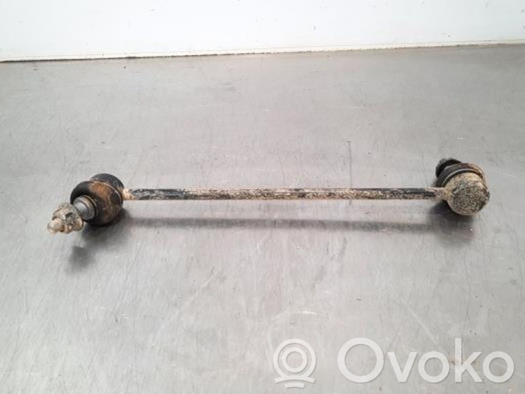 Articulación de barra estabilizadora delantera