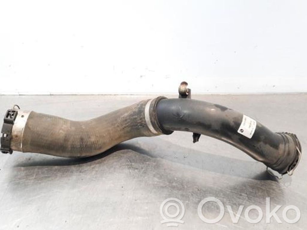 BMW 1 F20 F21 Välijäähdyttimen letku 